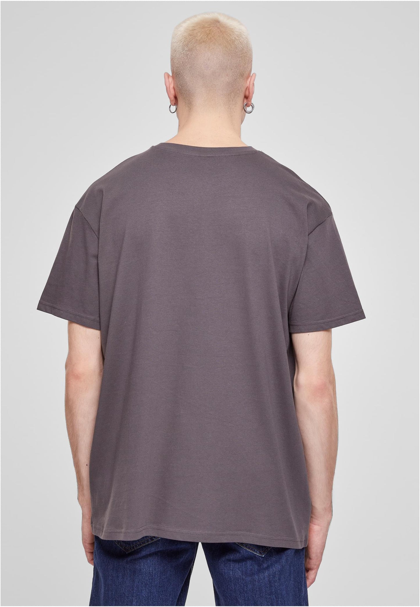 OVERSIZE T-SHIRT