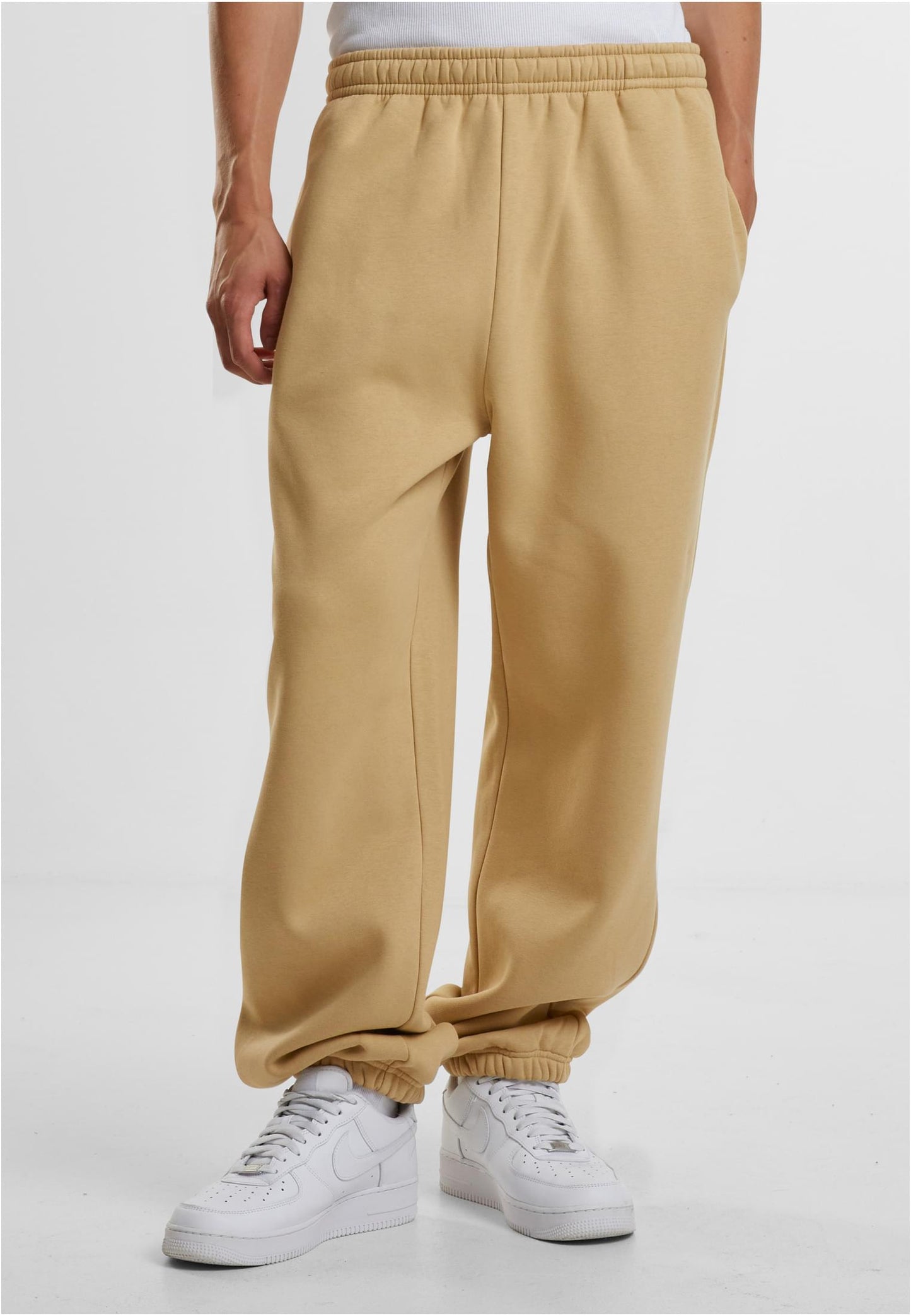 ESSENTIAL SWEATPANT