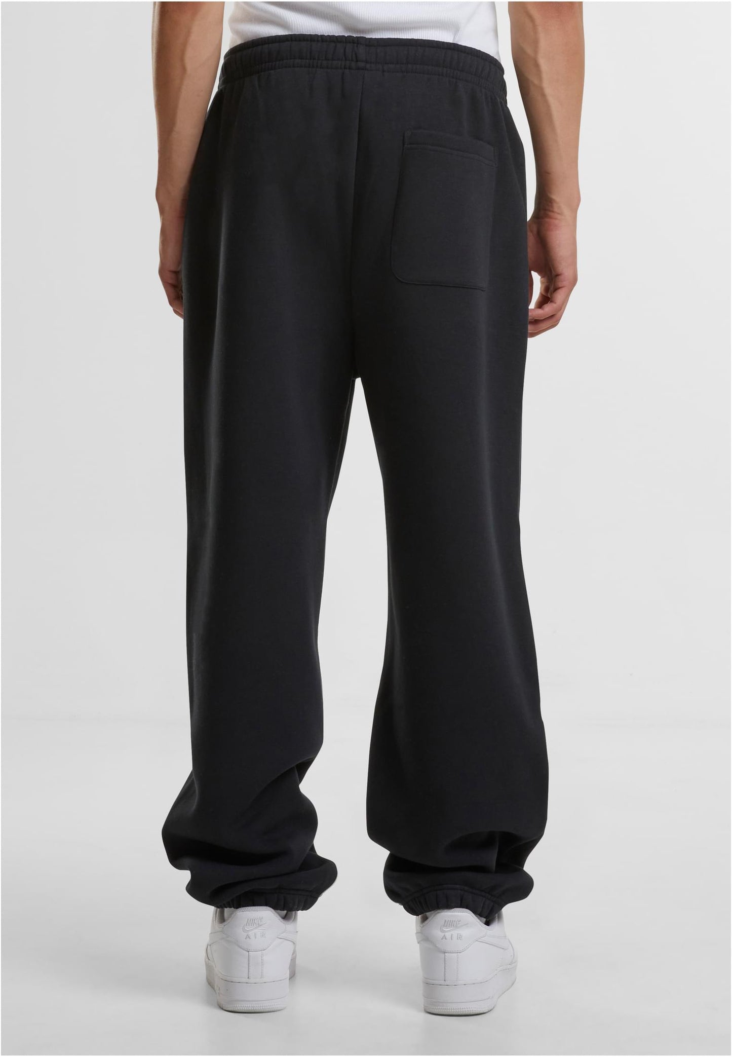 ESSENTIAL SWEATPANT