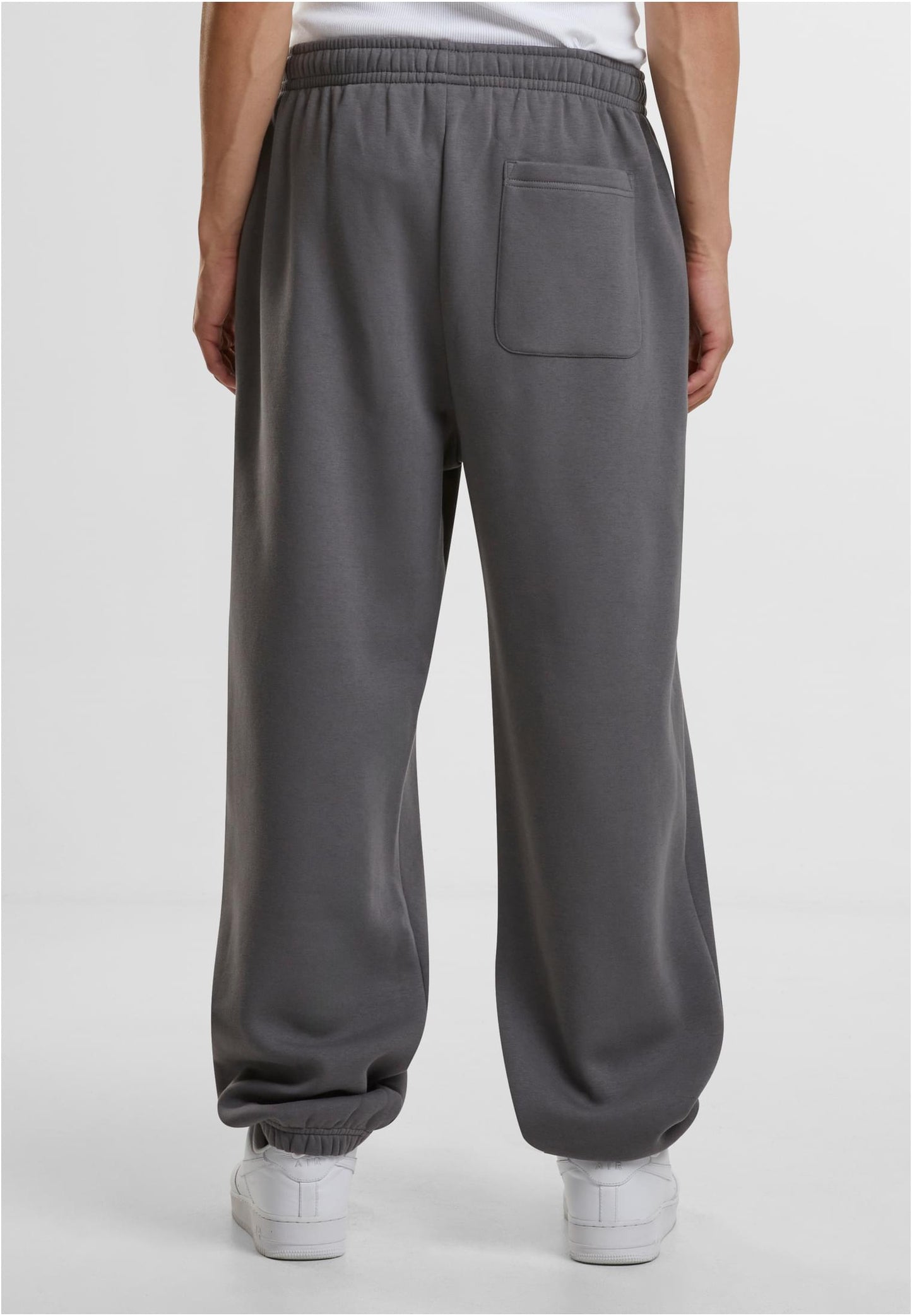 ESSENTIAL SWEATPANT