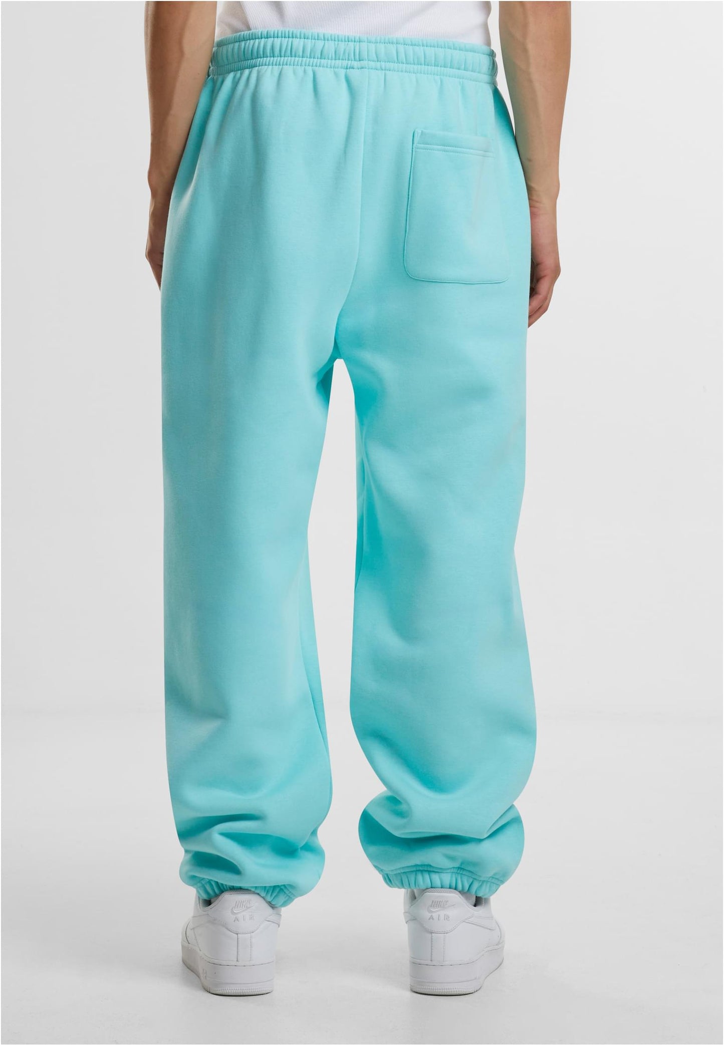 ESSENTIAL SWEATPANT