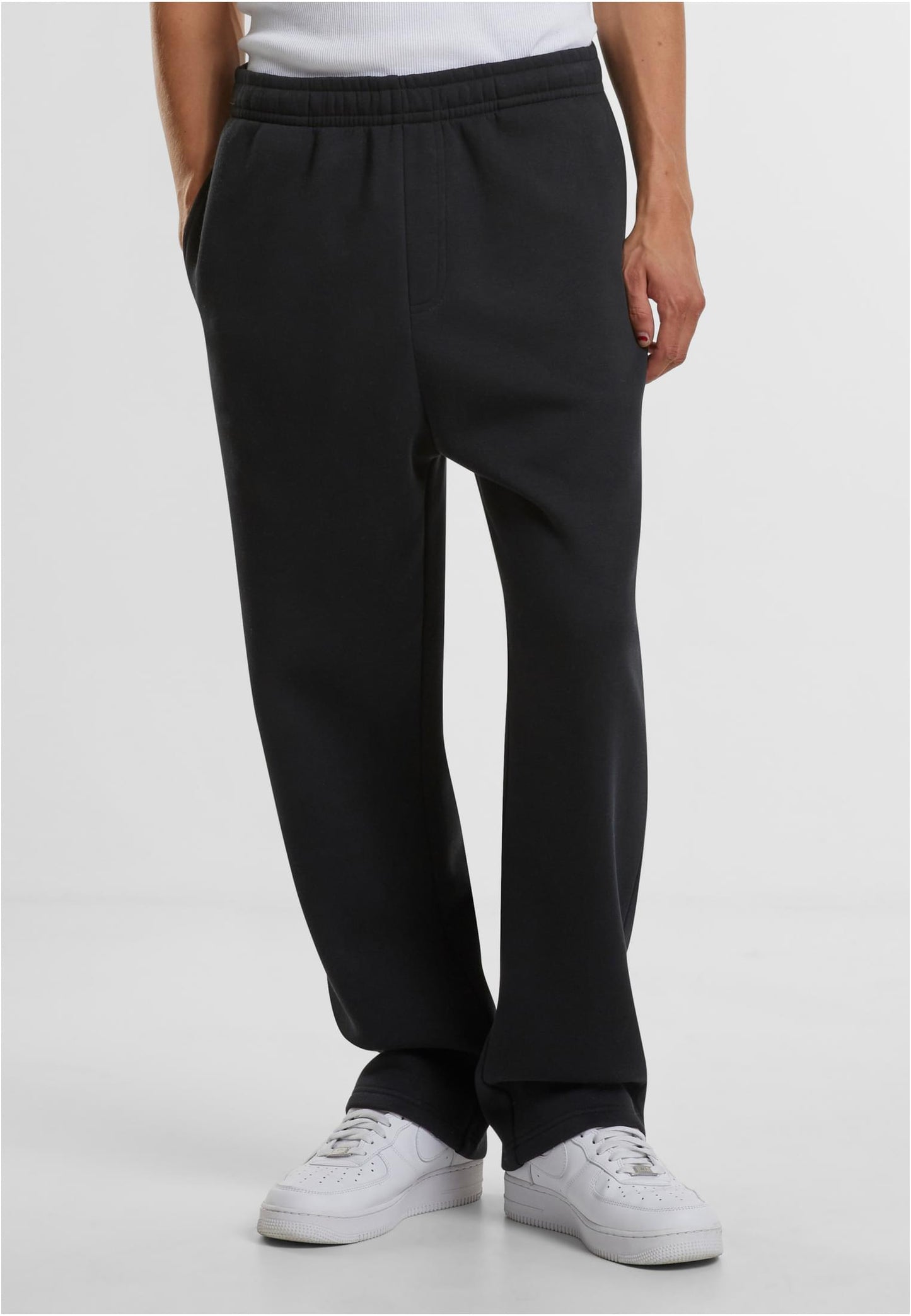 ESSENTIAL TRACKPANT