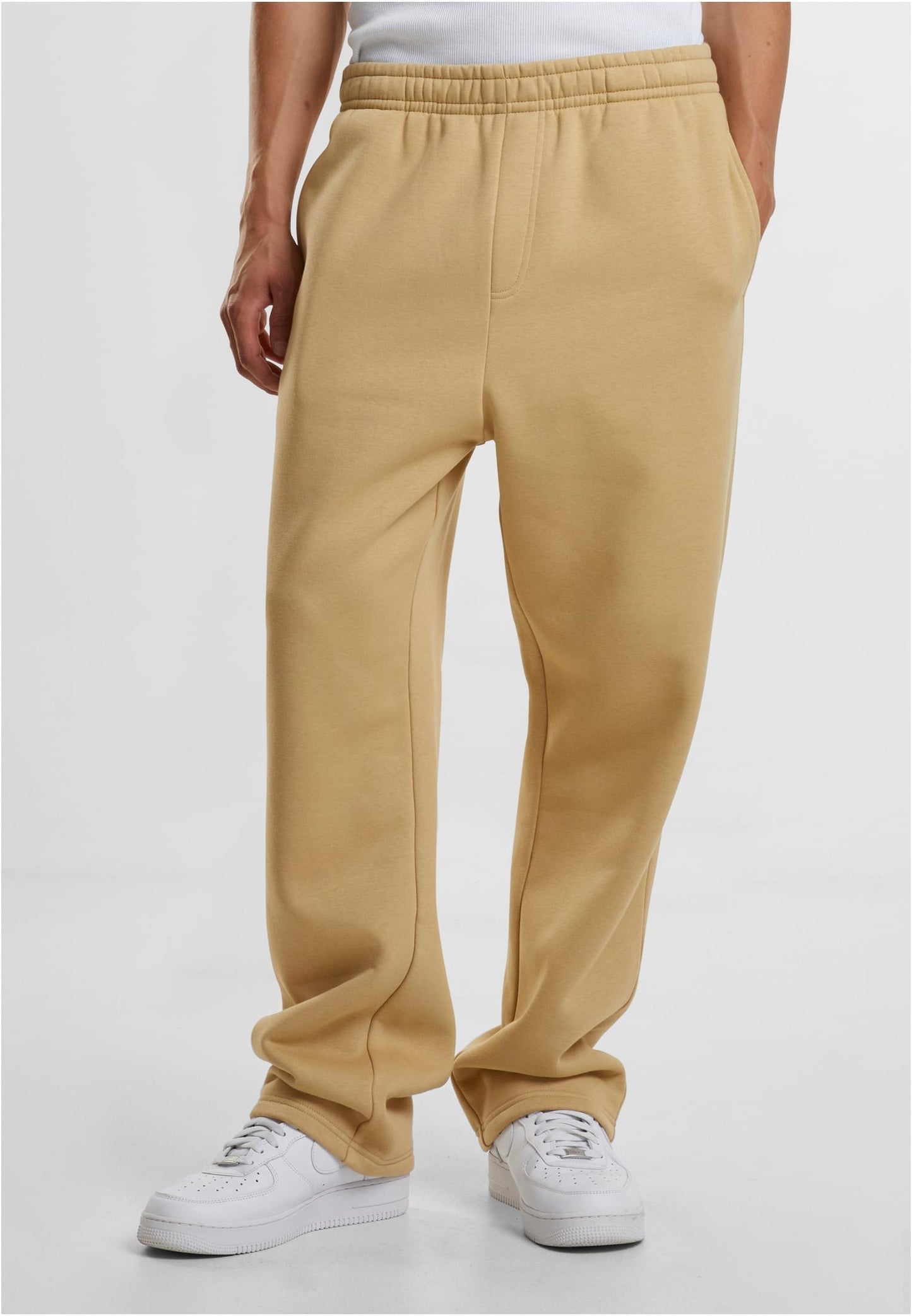 ESSENTIAL TRACKPANT